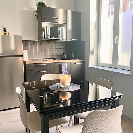 Van Gold - Appartement - Centre Ville Calais Exterior foto