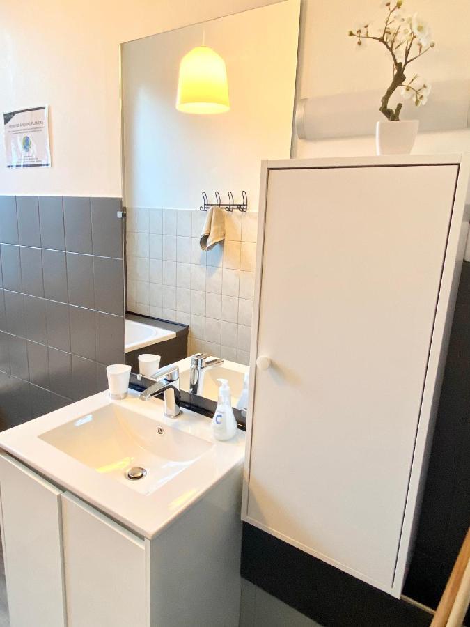 Van Gold - Appartement - Centre Ville Calais Exterior foto